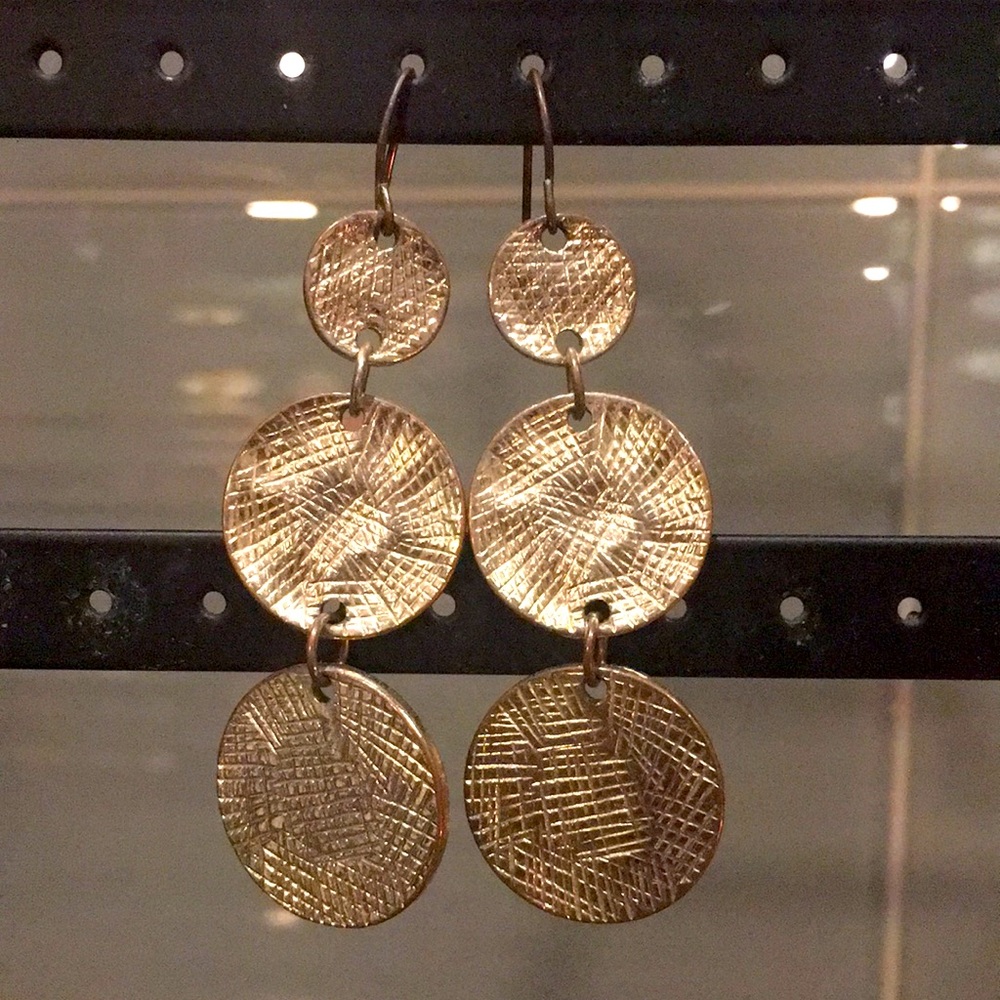 Gold Dangling Earrings - Picture 1 of 2